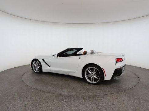Used 2017 Chevrolet Corvette Stingray Convertible image 9