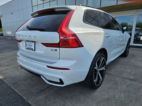 Used 2022 Volvo XC60 B5 R-Design w/ Protection Package Premier AWD/4WD image 5