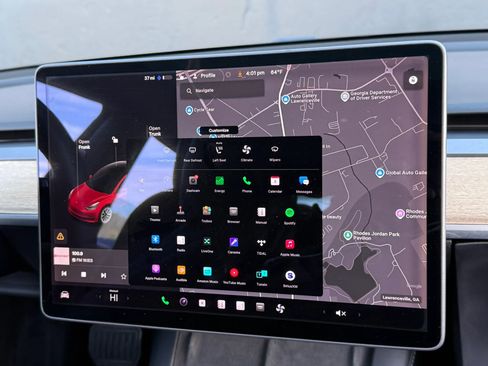 Used 2021 Tesla Model 3 Standard Range Plus image 21