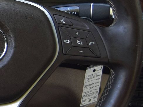 Used 2014 Mercedes-Benz GLK 350 4MATIC w/ Premium 1 Package image 22