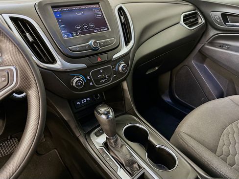 Used 2020 Chevrolet Equinox LT AWD/4WD image 26