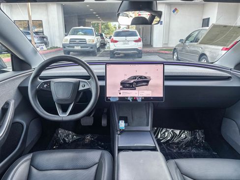 Used 2025 Tesla Model 3 Long Range RWD image 15