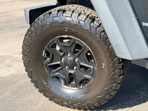 Used 2014 Jeep Wrangler Sport AWD/4WD image 16