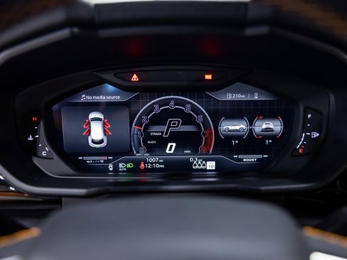 Used 2024 Lamborghini Urus S AWD/4WD image 43