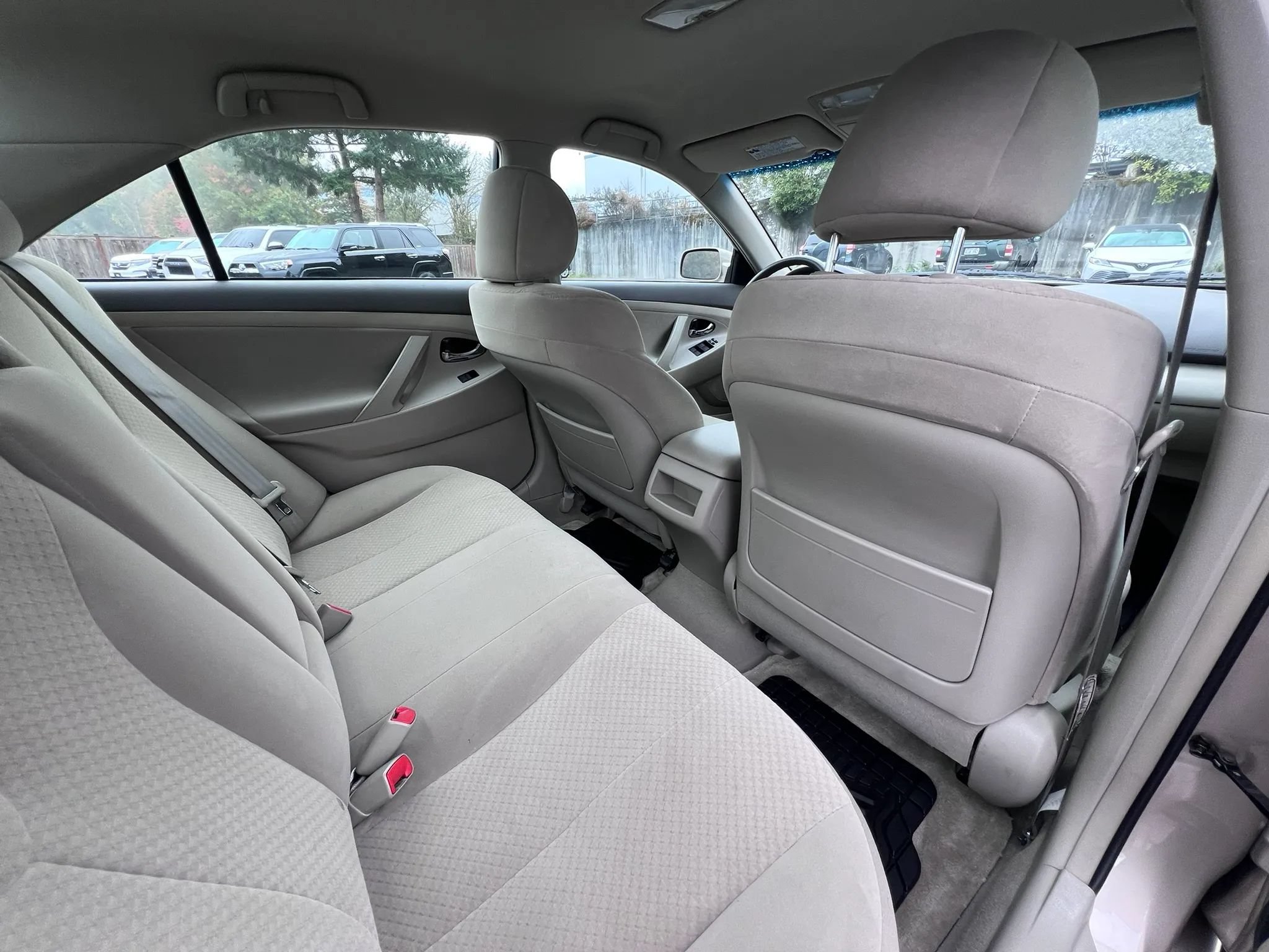Used 2007 Toyota Camry LE FWD image 32