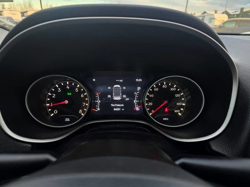 Used 2019 Jeep Compass Limited image 11