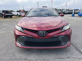 Used 2019 Toyota Camry LE video 2