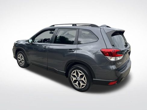Used 2021 Subaru Forester Premium AWD/4WD image 45