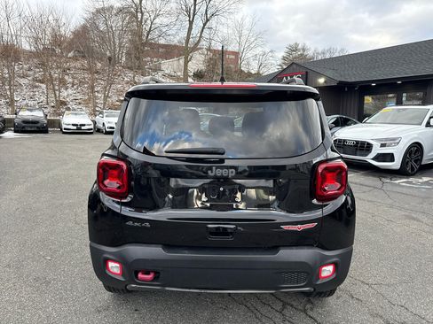 Used 2019 Jeep Renegade Trailhawk image 16