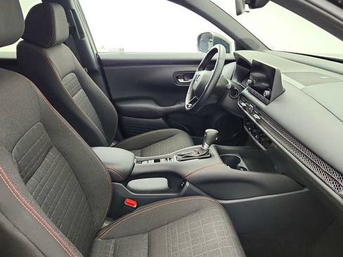 Used 2025 Honda HR-V Sport image 23