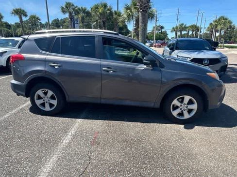 Used 2014 Toyota RAV4 XLE AWD/4WD image 17