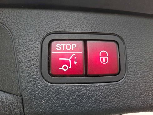 Certified 2021 Mercedes-Benz GLC 300 4MATIC image 28