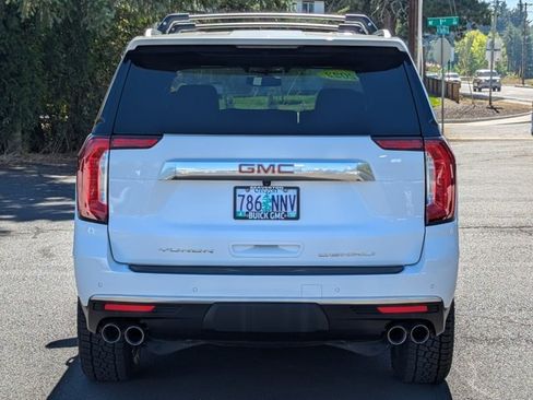 Used 2022 GMC Yukon Denali image 4