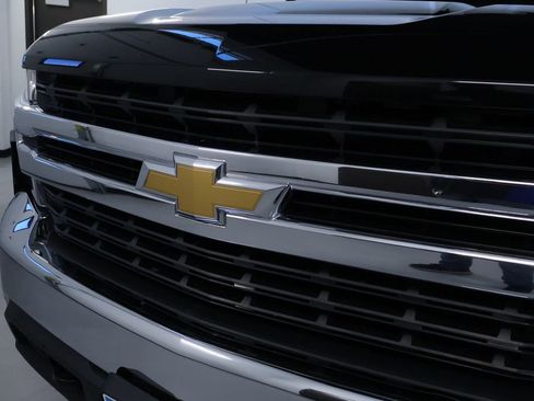 Used 2020 Chevrolet Silverado 1500 LT image 7
