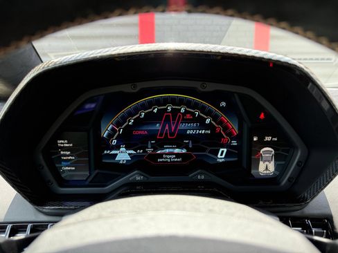Used 2020 Lamborghini Aventador SVJ AWD/4WD image 53