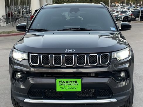 Used 2023 Jeep Compass Limited image 6