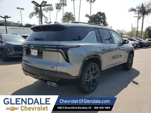 New 2026 Chevrolet Traverse RS w/ LPO, Floor Liner Package FWD image 12