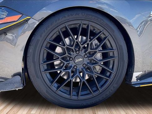 Used 2019 Ford Mustang GT Premium RWD image 8