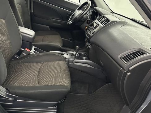 Used 2016 Mitsubishi Outlander Sport ES FWD image 31