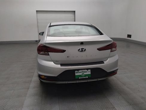 Used 2019 Hyundai Elantra SE image 6