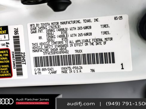 Used 2025 Toyota Tundra Limited image 24