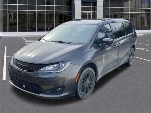 Used 2020 Chrysler Pacifica Touring-L w/ Advanced Safetytec Group AWD/4WD image 1