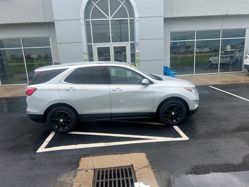 Used 2019 Chevrolet Equinox LT w/ LPO, Cargo Package FWD image 40