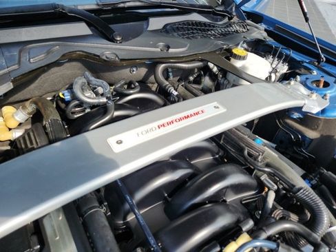 Used 2019 Ford Mustang Shelby GT350 w/ Technology Package image 36