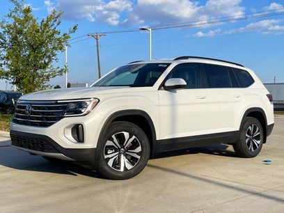 New 2026 Volkswagen Atlas SE