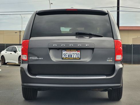 Used 2019 Dodge Grand Caravan GT image 5