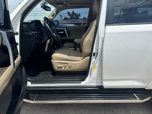 Used 2015 Toyota 4Runner SR5 Premium AWD/4WD image 9