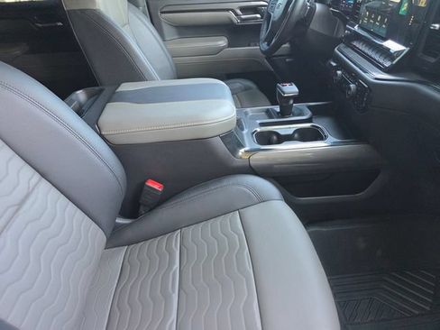 Used 2024 Chevrolet Silverado 1500 ZR2 w/ ZR2 Bison Edition AWD/4WD image 21