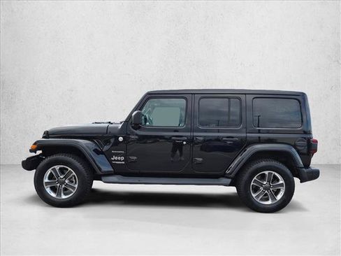 Used 2020 Jeep Wrangler Unlimited Sahara AWD/4WD image 9