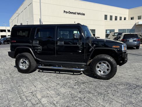 Used 2005 HUMMER H2 w/ Preferred Equipment Group image 8