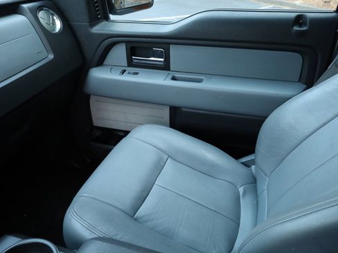 Used 2014 Ford F150 XLT w/ Equipment Group 302A Luxury image 13