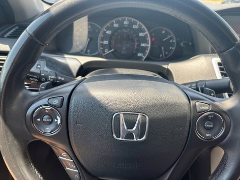 Used 2013 Honda Accord Sport image 23