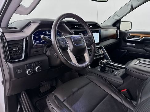 Used 2022 GMC Sierra 1500 Denali w/ Denali Carbonpro Edition AWD/4WD image 10