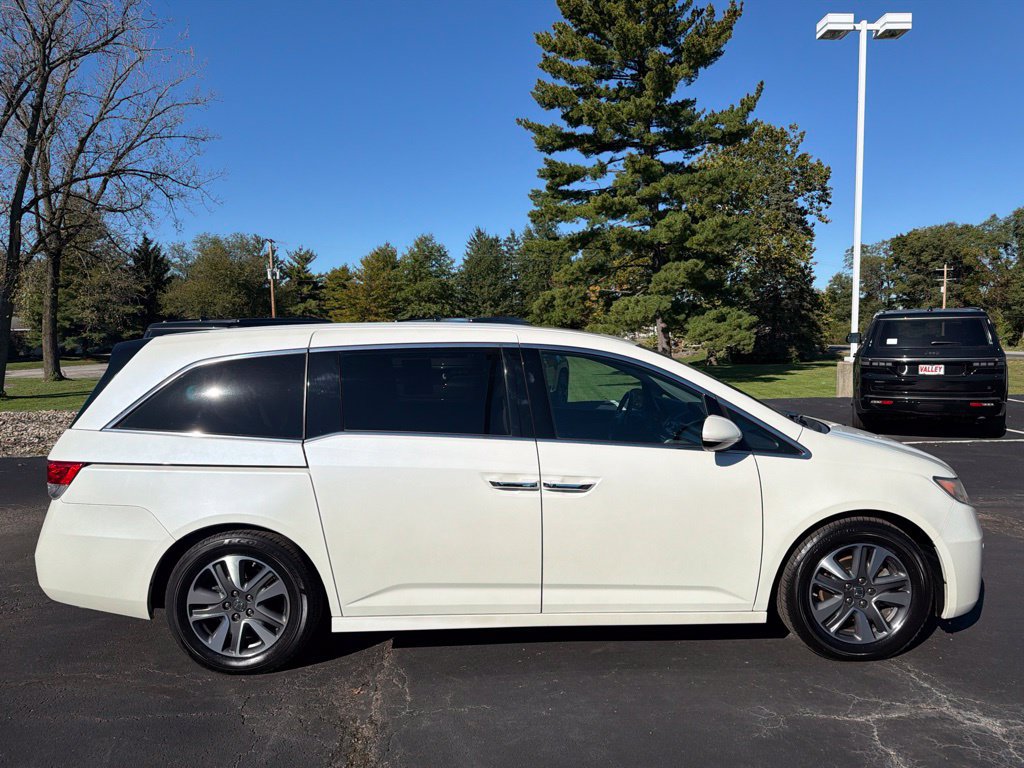 Used 2016 Honda Odyssey Touring image 8