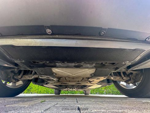 Used 2020 Rolls-Royce Cullinan Black Badge image 97