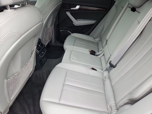 Used 2018 Audi Q5 2.0T Premium Plus w/ Premium Plus Package image 5