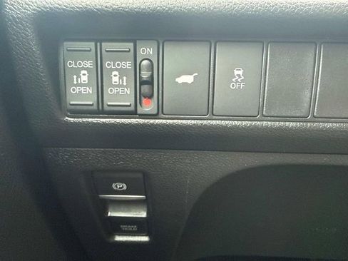 Used 2025 Honda Odyssey Sport-L image 32