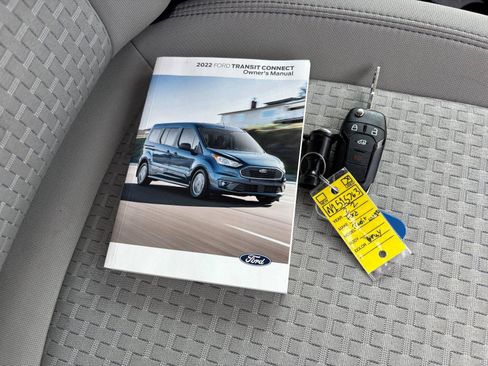 Used 2022 Ford Transit Connect XLT FWD image 41