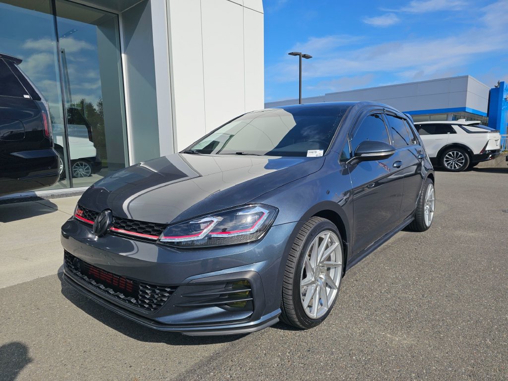 Used 2018 Volkswagen GTI S FWD image 3