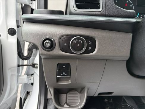 Used 2025 Ford Transit 250 Low Roof w/ Exterior Upgrade Package RWD image 21