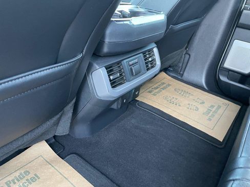 Used 2024 Ford F150 Lariat w/ Equipment Group 502A High AWD/4WD image 27