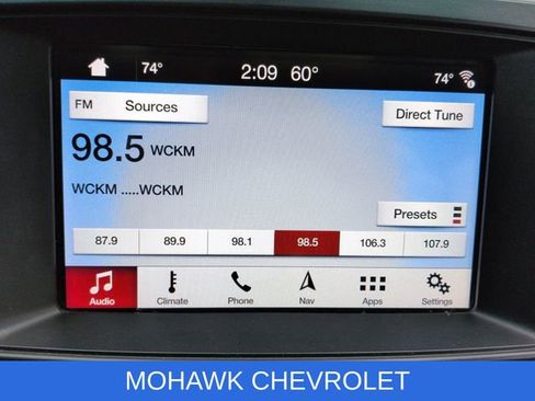 Used 2019 Ford Explorer XLT w/ Equipment Group 202A AWD/4WD image 14