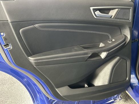 Used 2024 Ford Edge Titanium AWD/4WD image 28