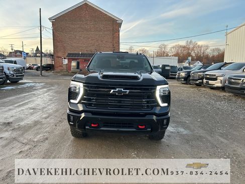 Used 2025 Chevrolet Silverado 2500 LT w/ Trail Boss Package image 6