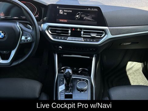 Used 2020 BMW 330i Sedan w/ Premium Package image 15