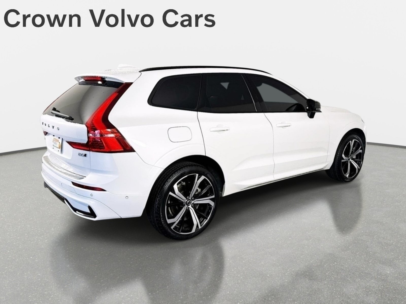 Used 2023 Volvo XC60 B6 Ultimate w/ Protection Package Premier AWD/4WD image 6